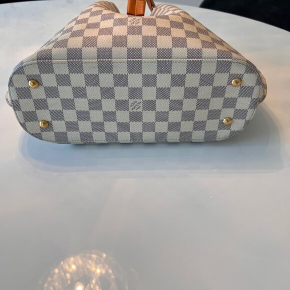 Louis Vuitton Girolata Damier Azur Handbag - Picture 10 of 16